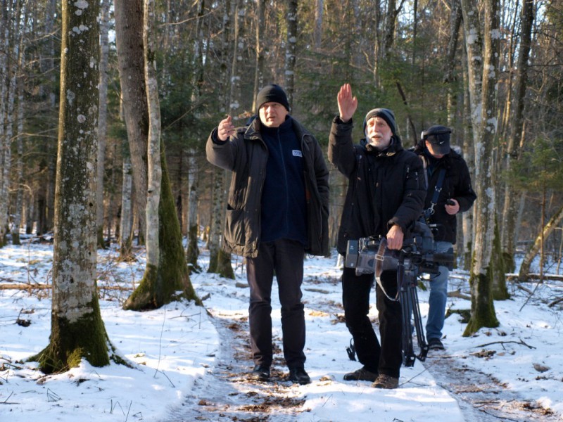 Во время съемок фильма «Сярожа». Фото belsat.eu